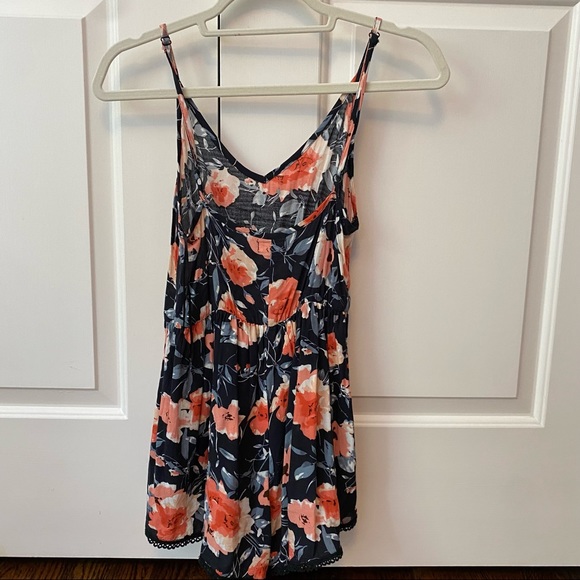 Floral Romper - Picture 2 of 3